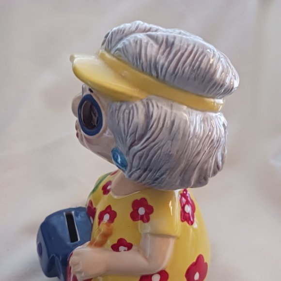 Vintage Excellent Condition Bobble Babes Vacationer Dream Vacation Bank - Picture 3 of 7